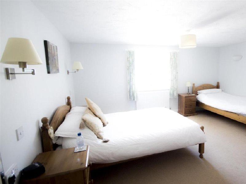 The Five Dials Inn Ilminster Ngoại thất bức ảnh