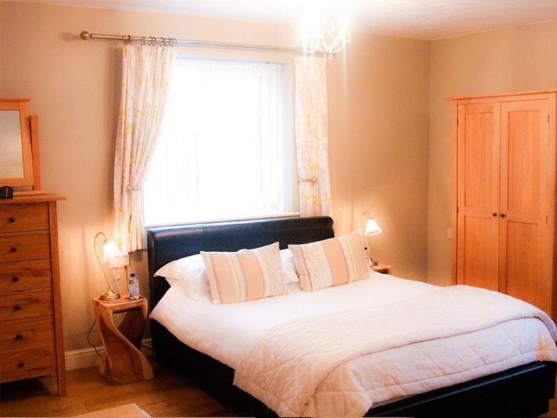 The Five Dials Inn Ilminster Ngoại thất bức ảnh